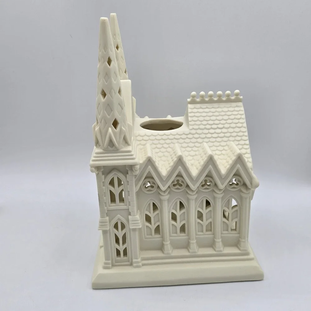 Stunning PartyLite Porcelain Bisque Cathedral Lights Tea LightHolder 97307 - Picture 4 of 13